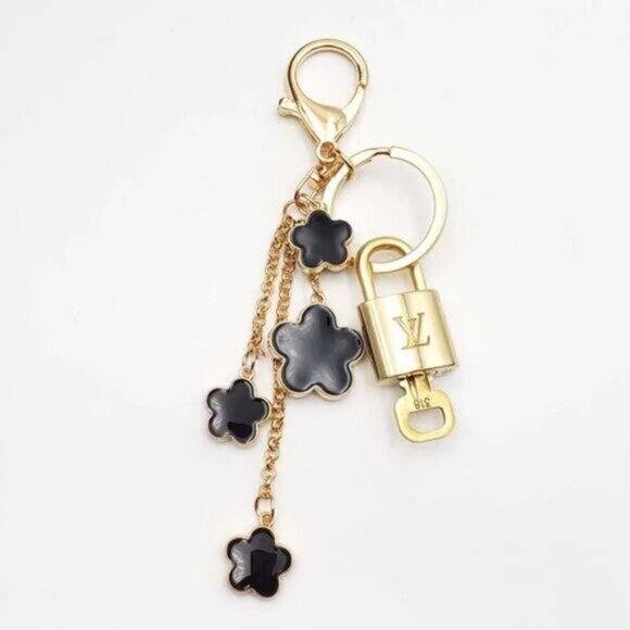 Authentic Louis Vuitton Lock & Key with unbranded Bagcharm, Keycharm, Keychain - Picture 1 of 10